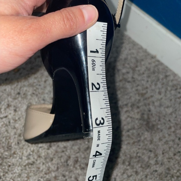 Black and taupe heels 5.5 - Picture 3 of 4